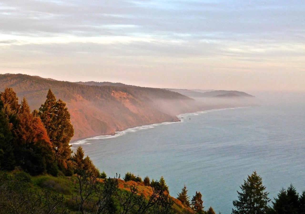The Oceanfront Inn Shelter Cove Екстериор снимка